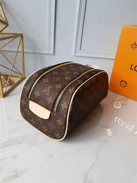 replica louis vuitton toiletry bag|Louis Vuitton toiletry pouch 15.